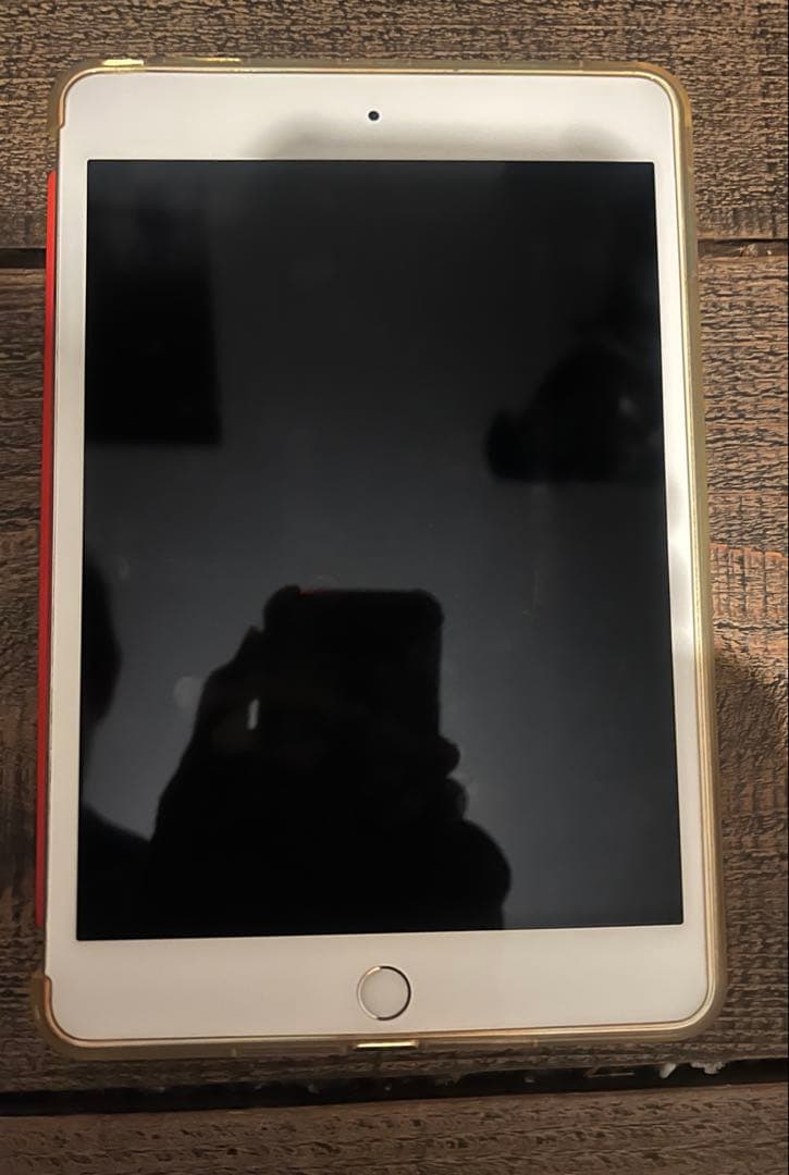 【すぐ使える！】iPad mini 4 cellular 16gb 赤ケース