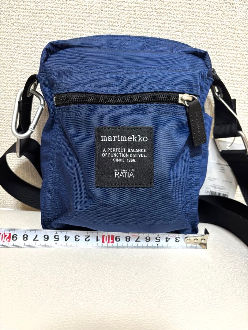 新品-marimekko サコッシュCASH&CARRY