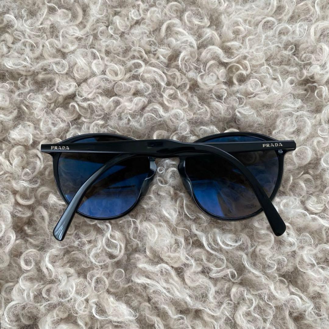 PRADA サングラス　レディース　黒