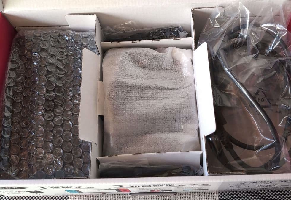 【週末値下】Nintendo Switch 本体 赤青 プロコン付 動作確認済
