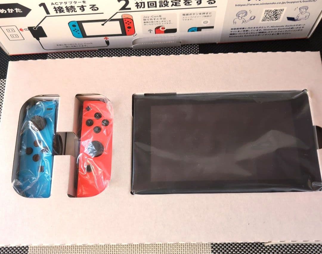 【週末値下】Nintendo Switch 本体 赤青 プロコン付 動作確認済