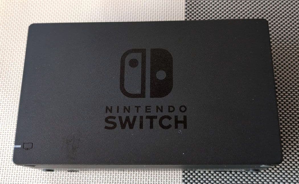 【週末値下】Nintendo Switch 本体 赤青 プロコン付 動作確認済
