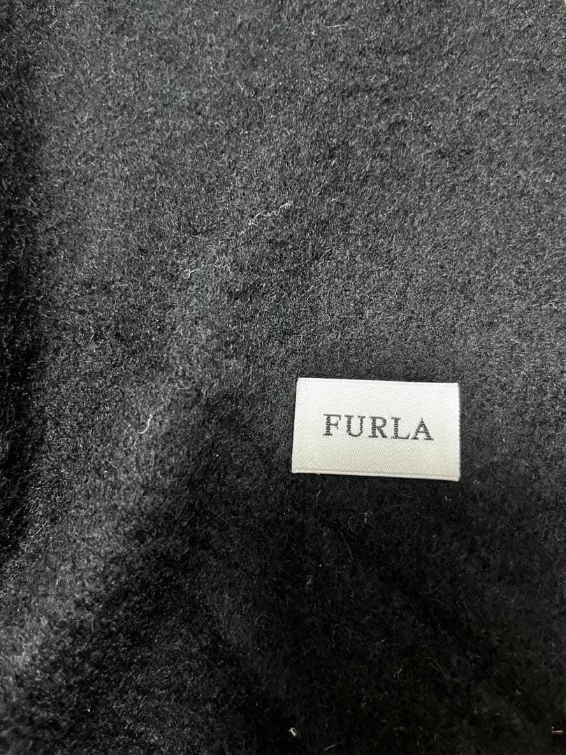 未使用　FURLA フルラ　黒 フリンジ付きカシミヤストール　ブラック