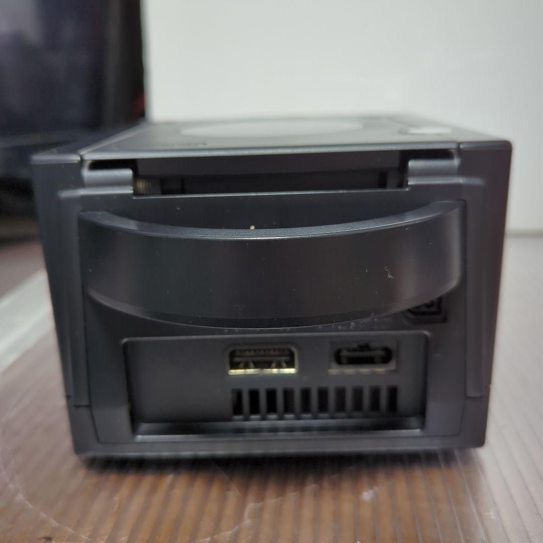 （使用頻度少なめ　美品）Nintendo GAME CUBE（DOL-001）