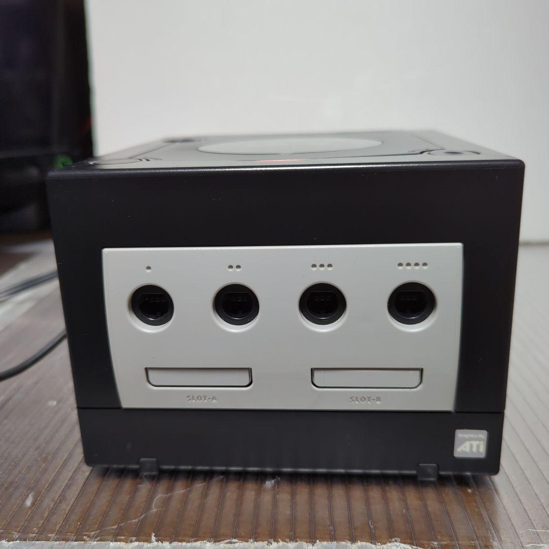 （使用頻度少なめ　美品）Nintendo GAME CUBE（DOL-001）