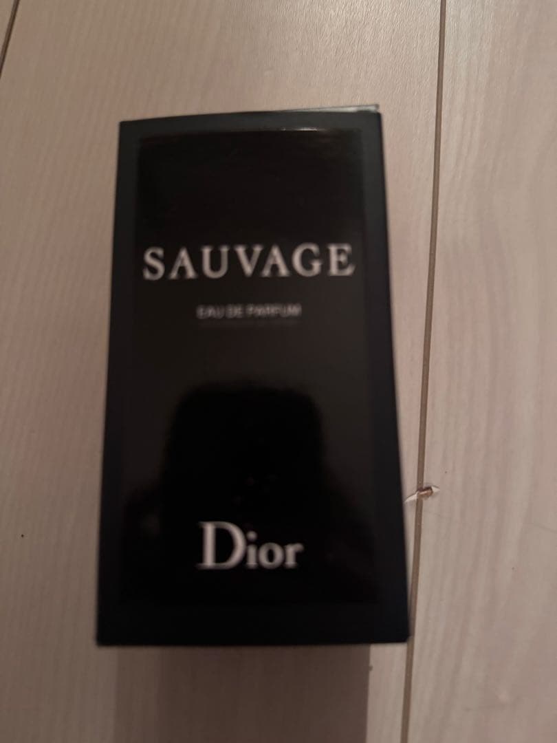 Dior SAUVAGE Eau de Parfum 60ml ソヴァージュ