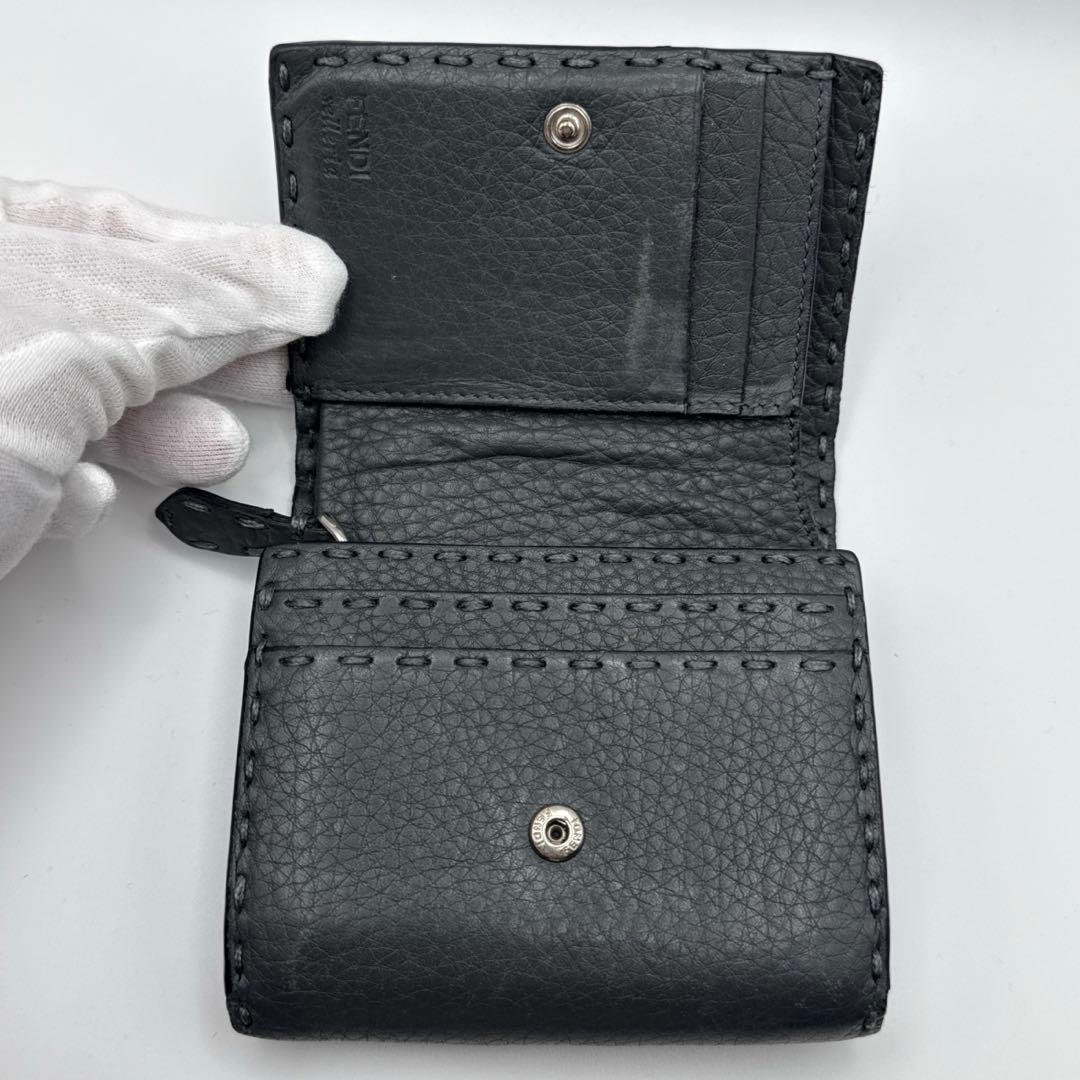 FENDI フェンディ 財布 折り財布 コンパクト財布 グレー