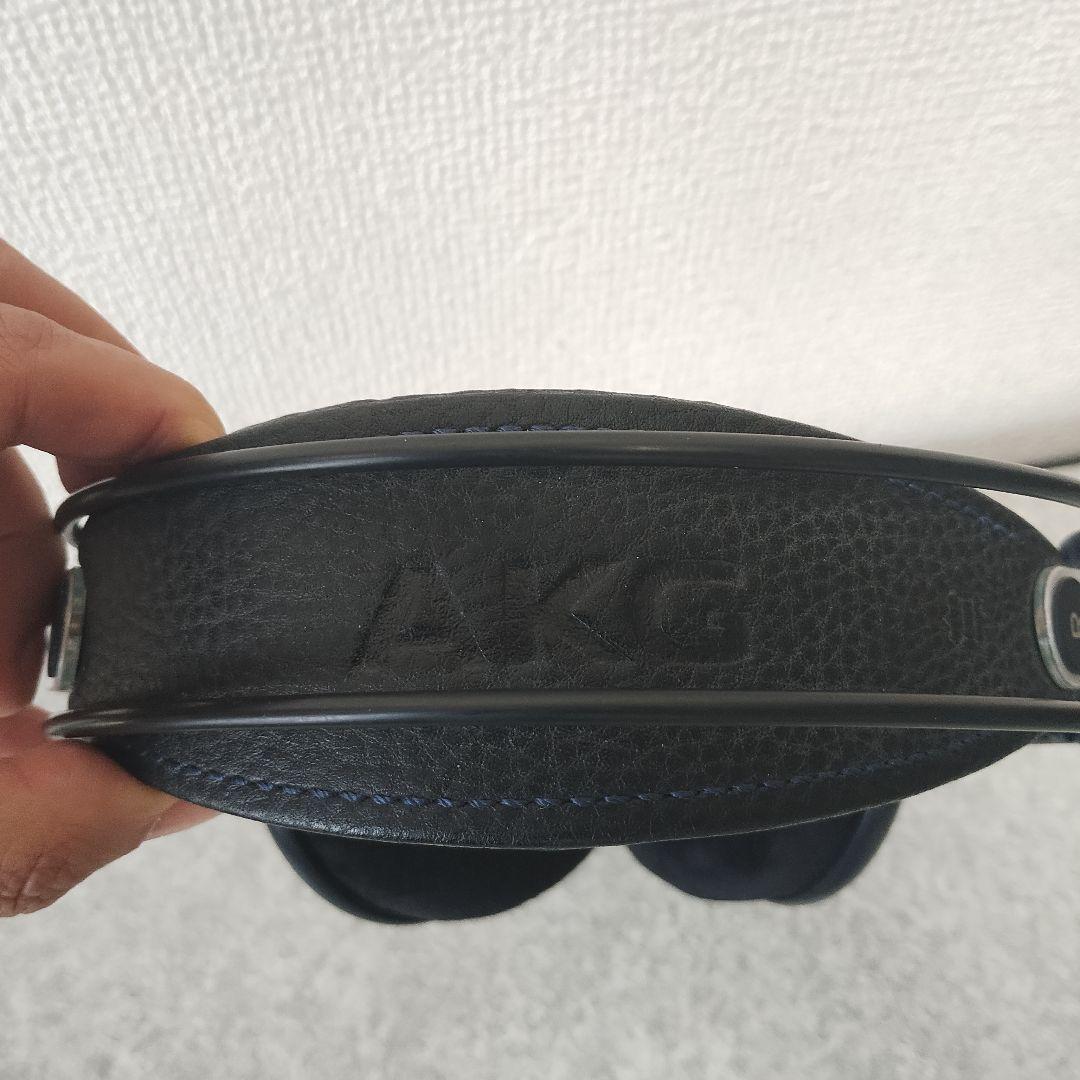 AKG K702 です。