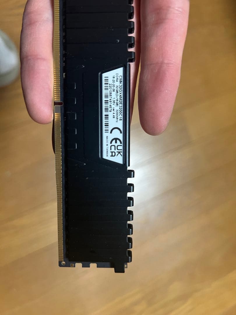 Corsair DDR4 3200 16GB 1枚 動作確認済