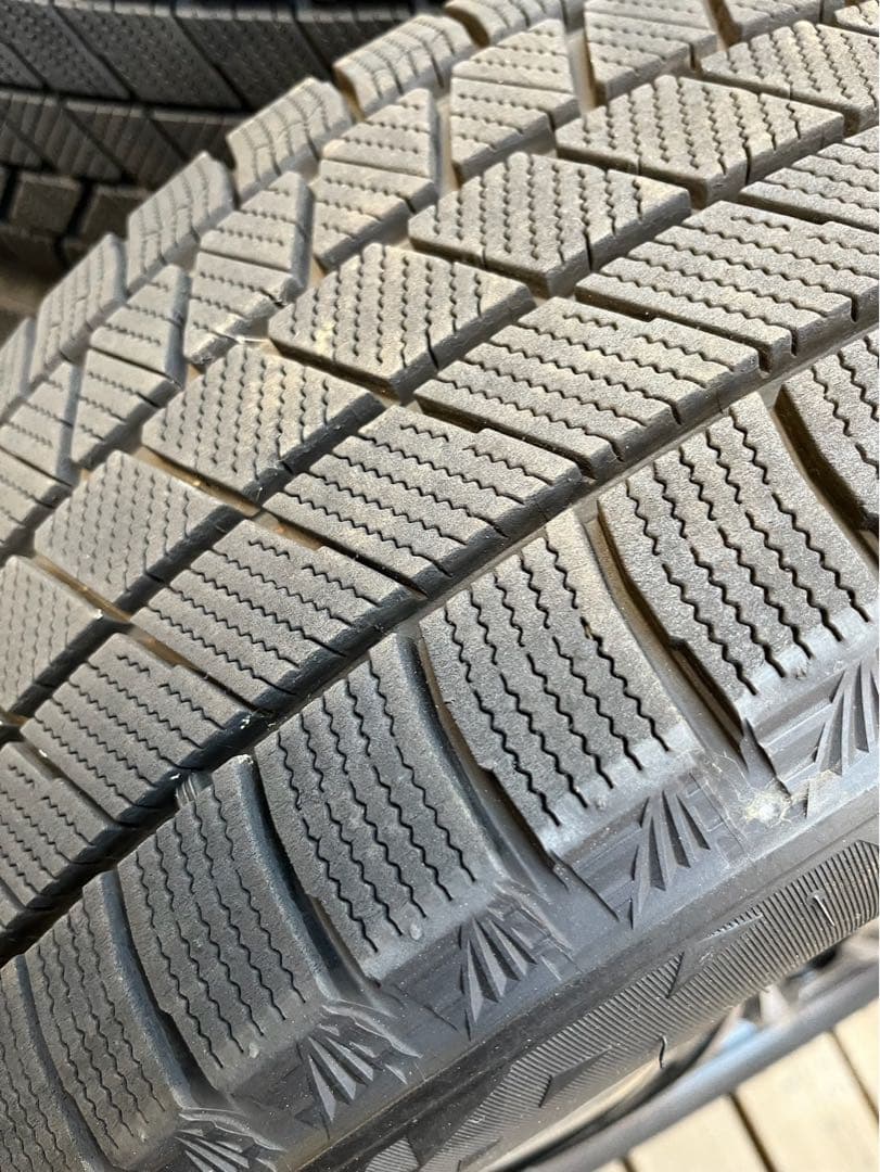 225/60R17 ブリヂストン ブリザック VRX3 17インチ 4本セット