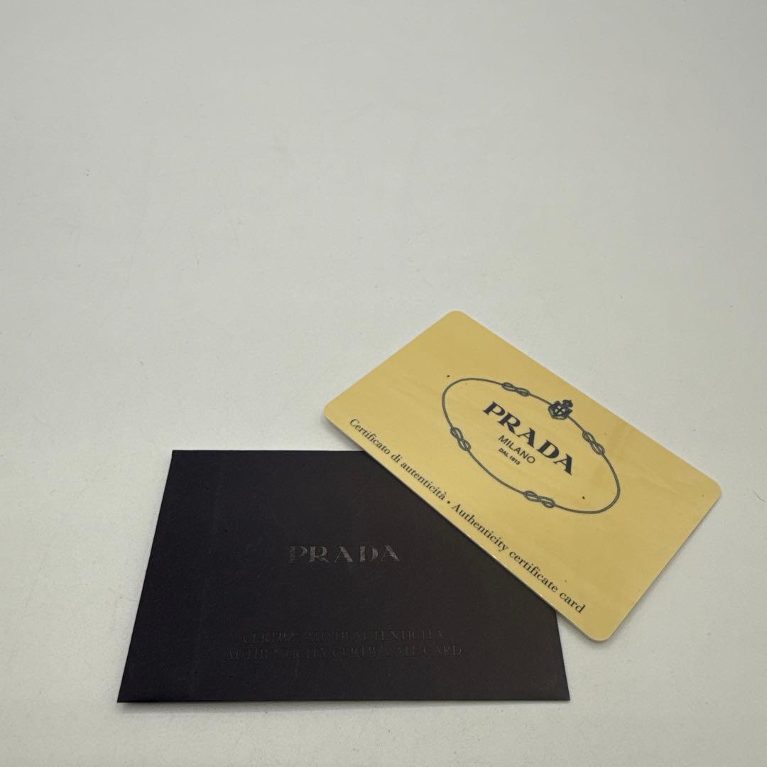 プラダ PRADA サングラス SPR02E ブラック 箱付