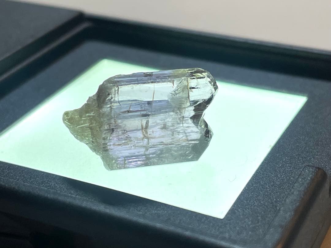 み*ん様 鉱物標本　Tanzanite タンザナイト非加熱　タンザニア産