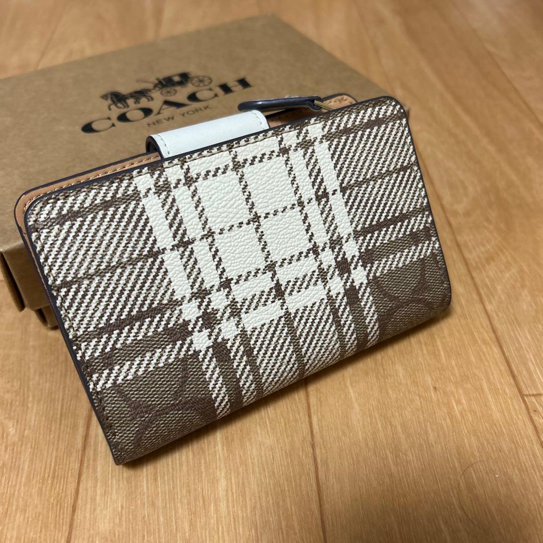 COACH ベージュ系チェック 二つ折り財布