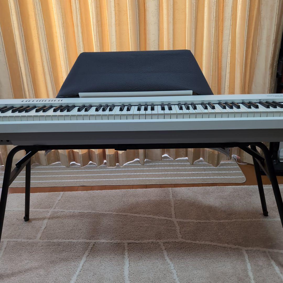 Roland FP-30X ホワイト 88鍵 電子ピアノ もろもろ付属品付き