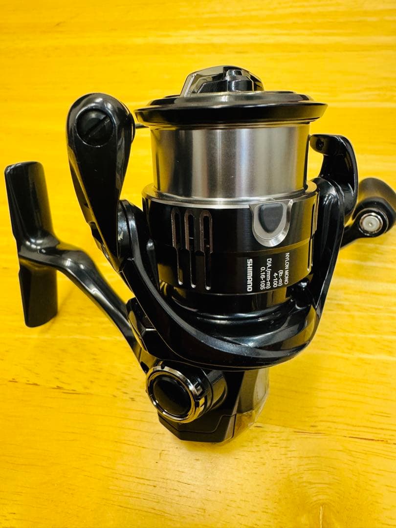 シマノ　19 ヴァンキッシュ C2000SHG 箱有り