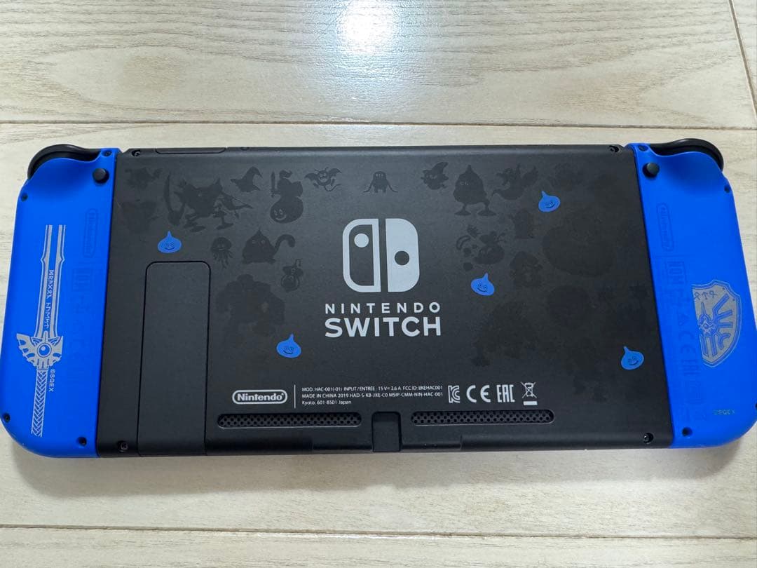 ☆美品☆Nintendo Switch ドラゴンクエストXI ロトエディション