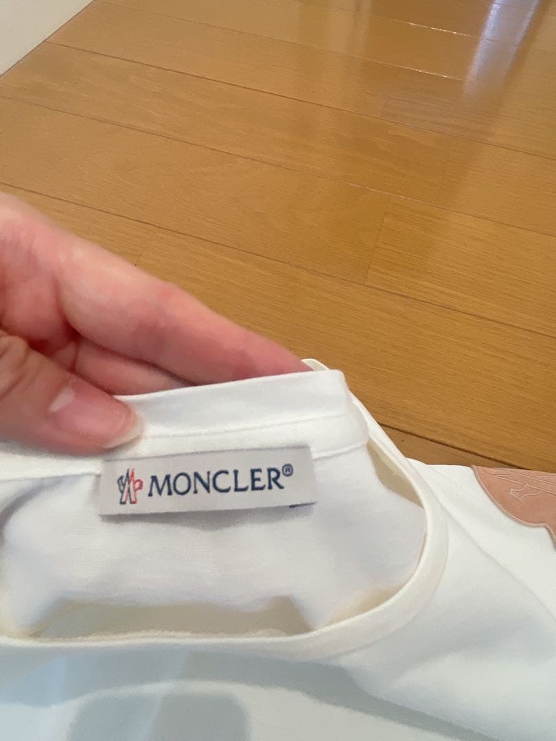 MONCLER Tシャツ レディース　正規品確認済み値下げしました‼️
