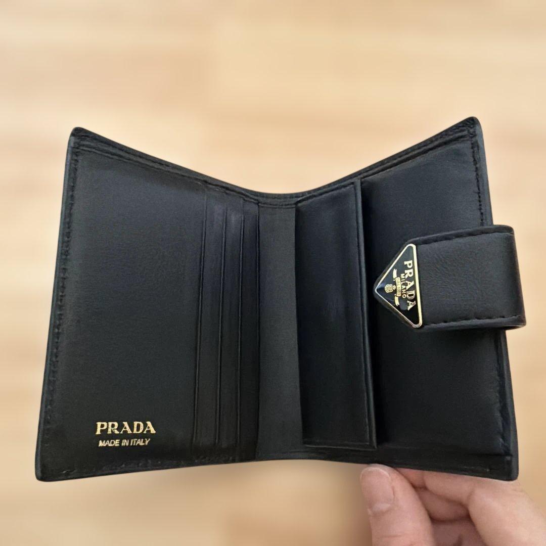 PRADA 財布　箱あり　二つ折り　サフィアーノ