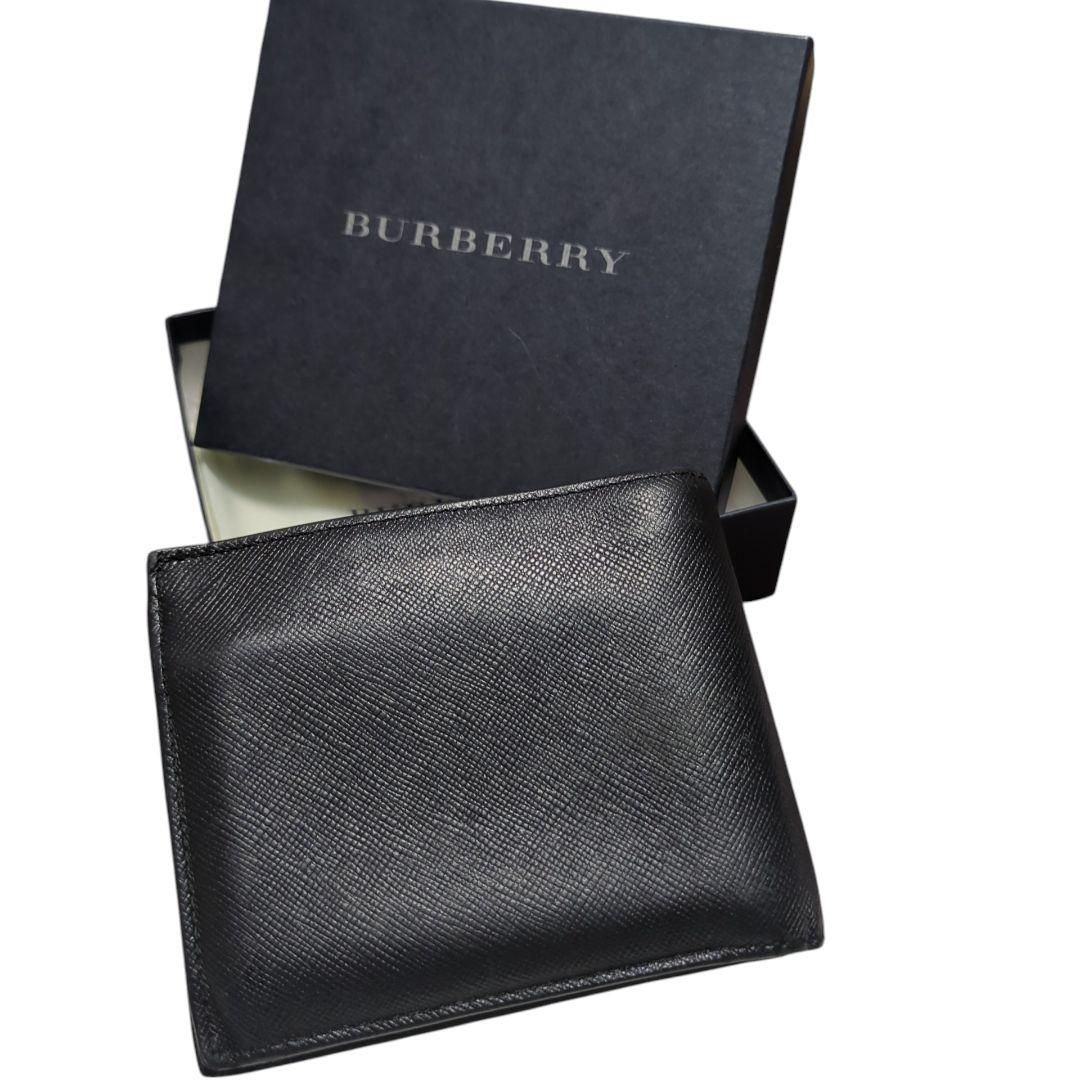 BURBERRY ブラック 二つ折り財布 箱付き