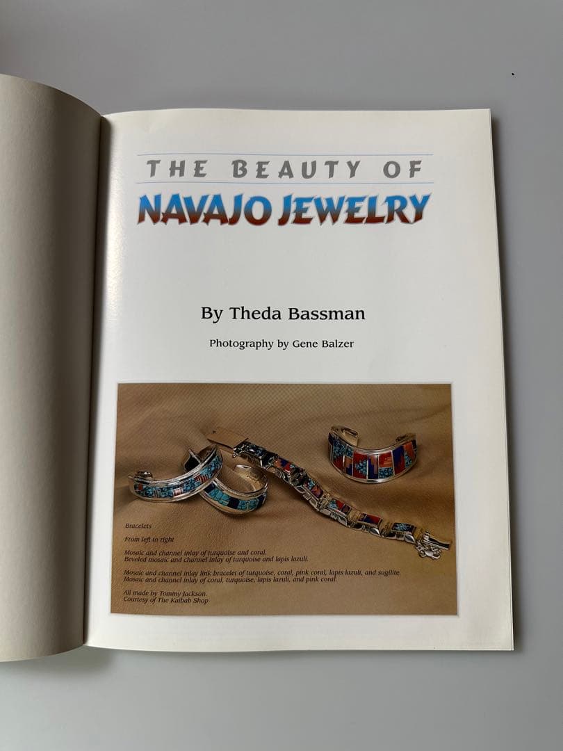 アート・デザイン・音楽 THE BEAUTY OF NAVAJO JEWELRY