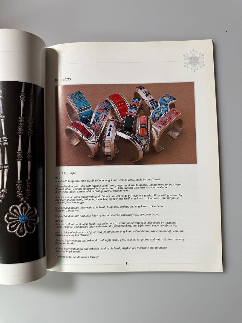 アート・デザイン・音楽 THE BEAUTY OF NAVAJO JEWELRY