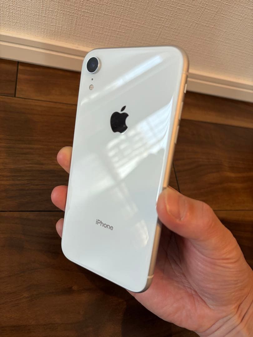 iPhone XR 128GB SIMフリー ホワイト 箱 スマホケース付き