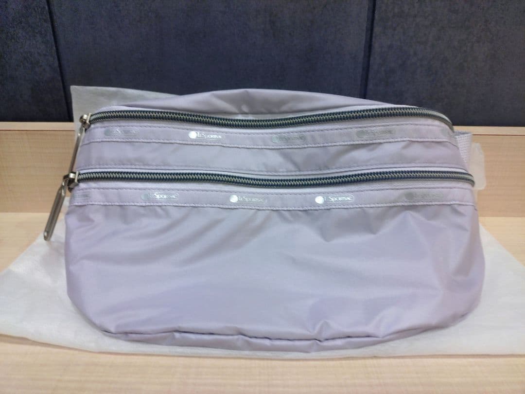 LeSportsac エッセンシャル　ベルトバッグ　ボディバッグ　ウエストポーチ