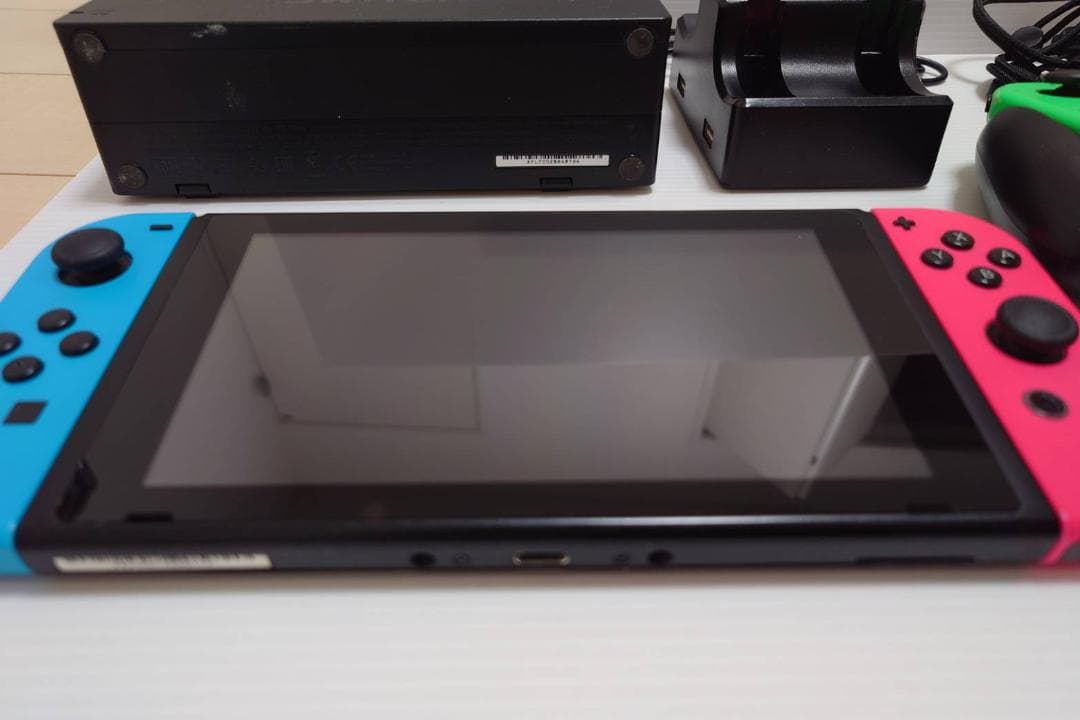 Nintendo Switch ネオンピンク/ブルー 本体＋Joycon＆充電器