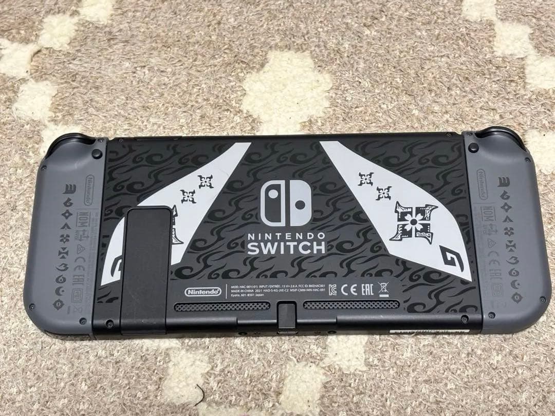 Nintendo Switch モンハン　スペシャルエディション　中古品