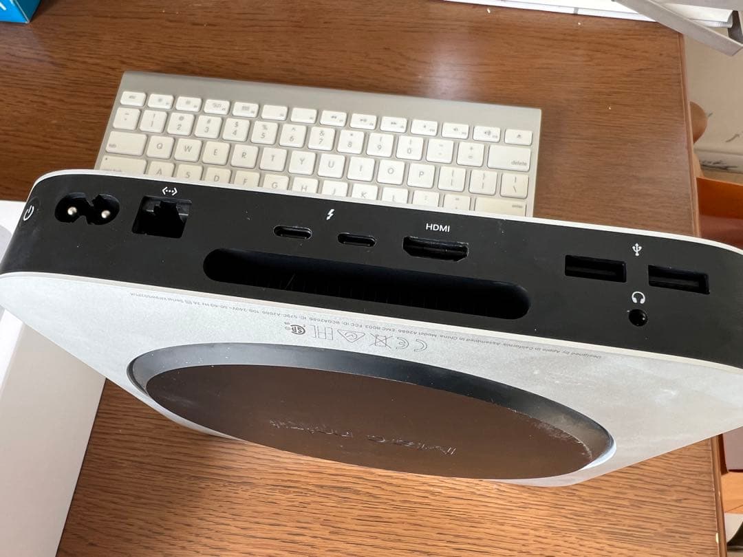 Apple Mac mini M2 8G/256GB ワイヤレスキーボード