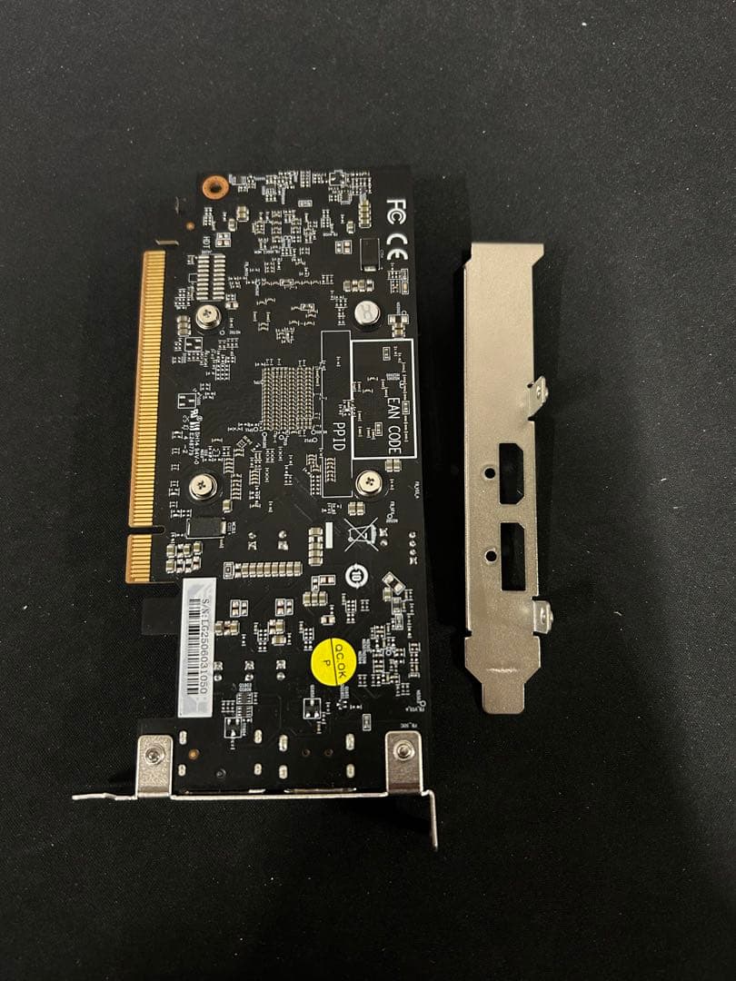 AMD Radeon RD-RX6400-E4GB/LP グラフィックボード
