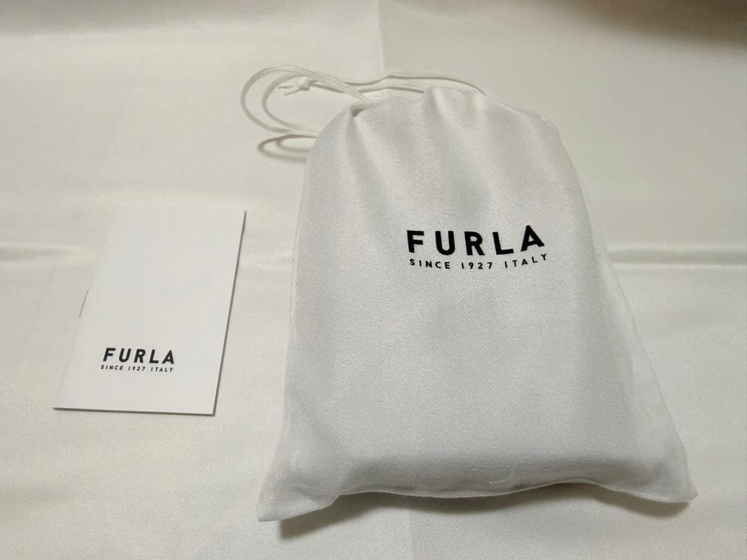 【新品】FURLA フルラ 二つ折り財布 クラシック セージグリーン系