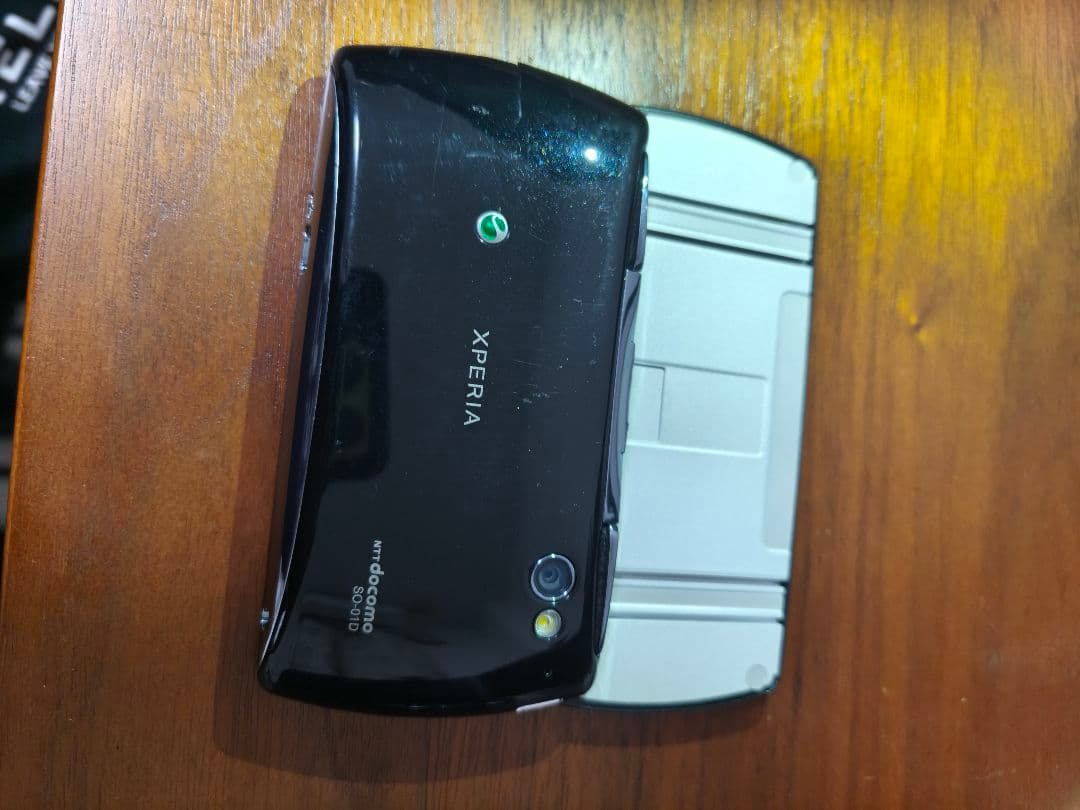 SONY　ソニー XPERIA：SO-01D　スマホ　ゲーム