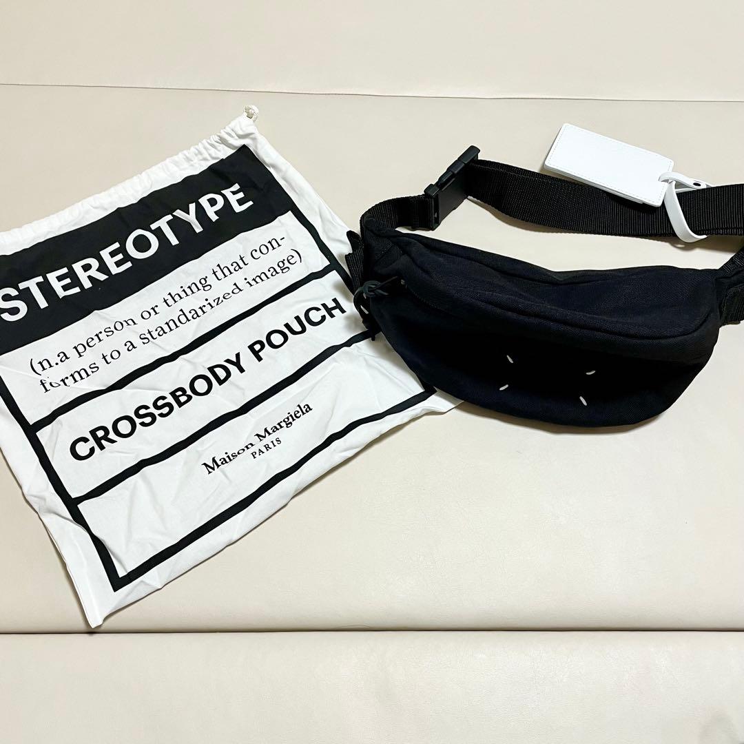 ✴︎【新品】メゾンマルジェラ ボディバッグ S55WB0010ブラック✴︎