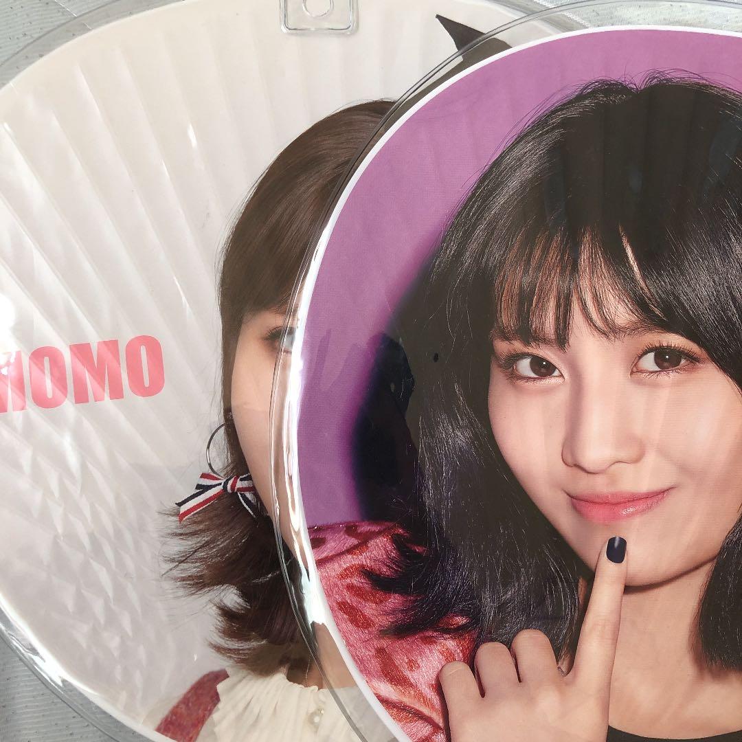 TWICE モモ　うちわ