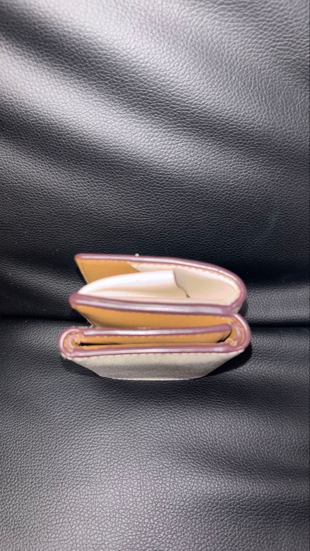 COACH レキシー シグネチャー 三つ折財布