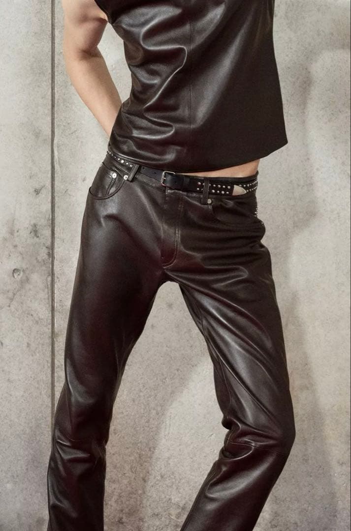 ZARA × Ludovic de Saint Sernin レザースリムパンツ