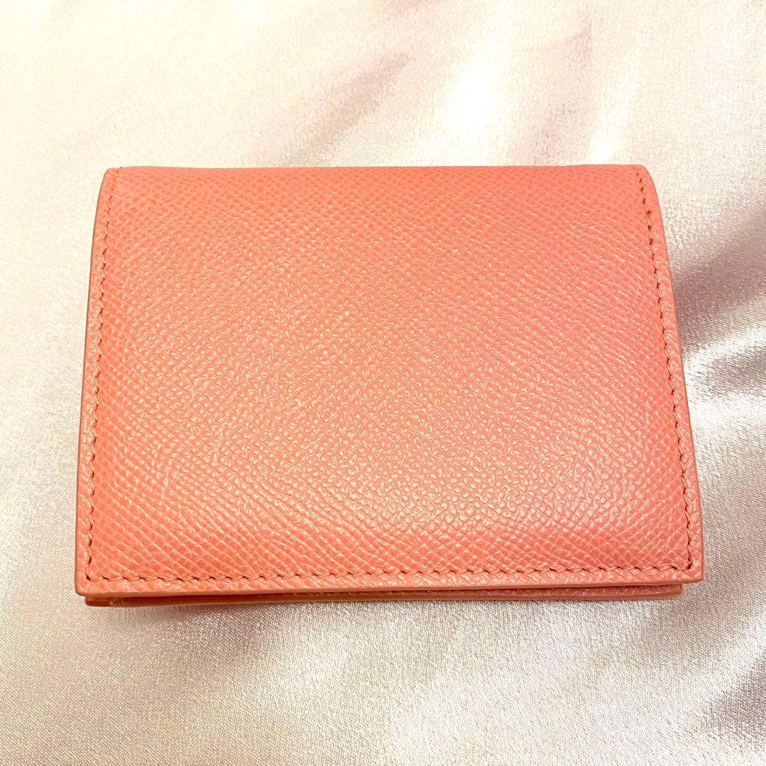 新品 Salvatore Ferragamo 二つ折り財布 ピンク ショッパー付