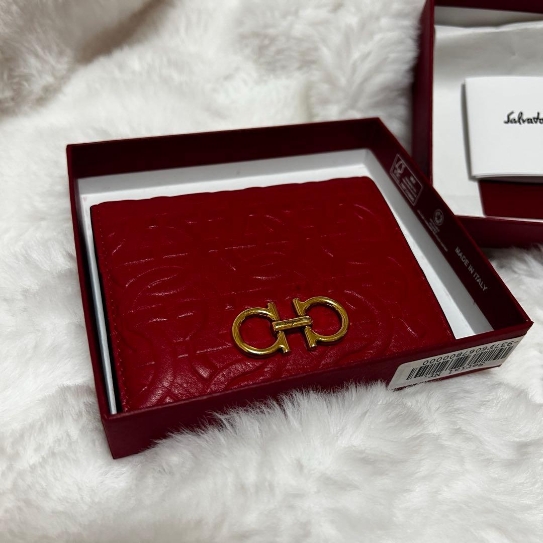 Salvatore Ferragamo 二つ折り財布 レッド