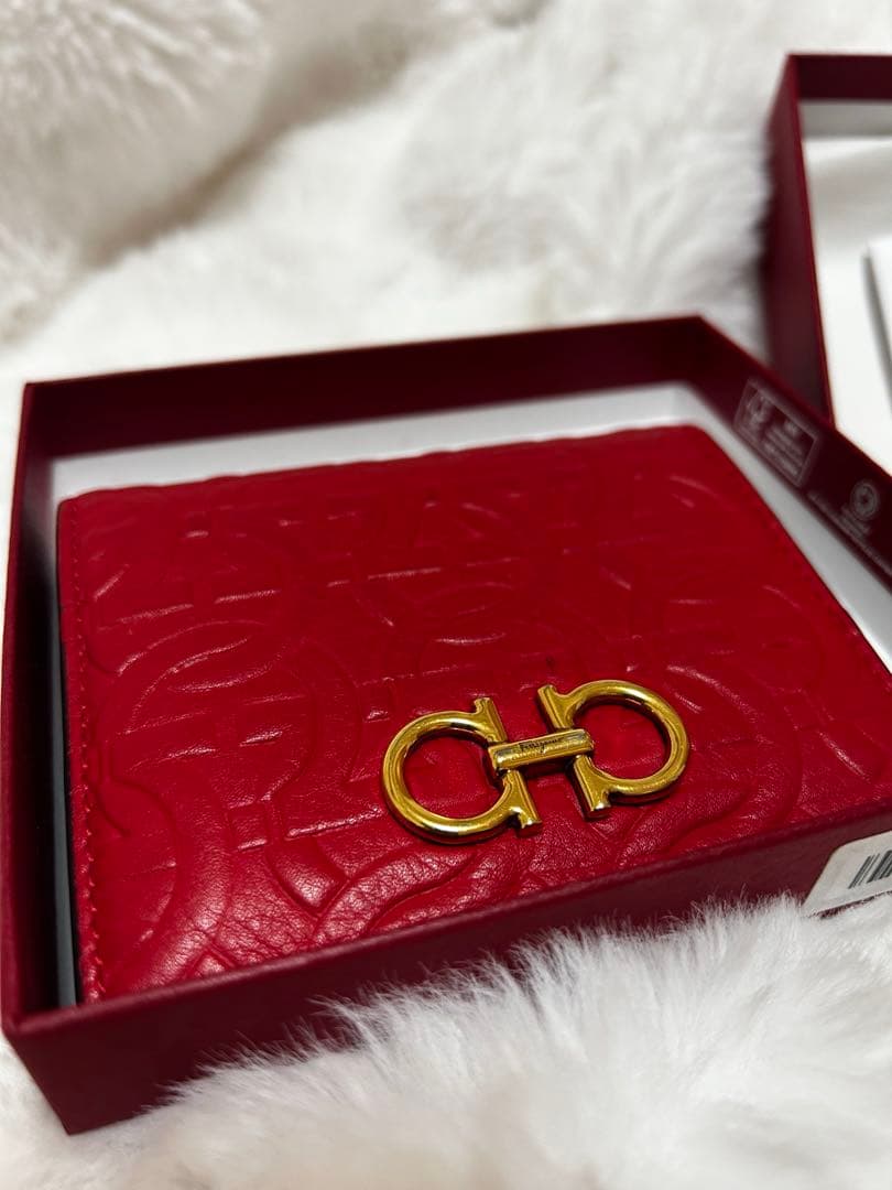 Salvatore Ferragamo 二つ折り財布 レッド