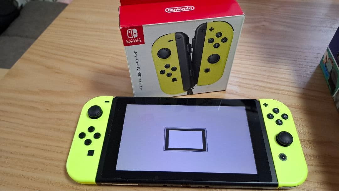 Nintendo Switch ネオンレッド/ネオンブルー 本体　他付属品多数有