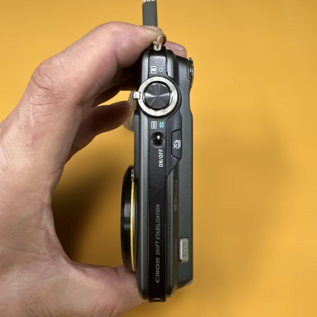 CASIO EXILIM EX-FC100 コンパクトデジタルカメラ