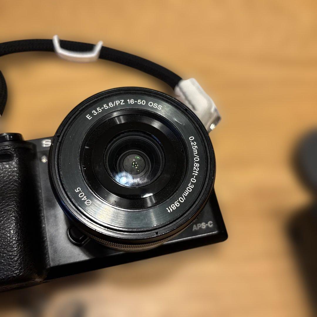 SONY α6000 ブラック ILCE-6000 ミラーレス一眼 カメラ