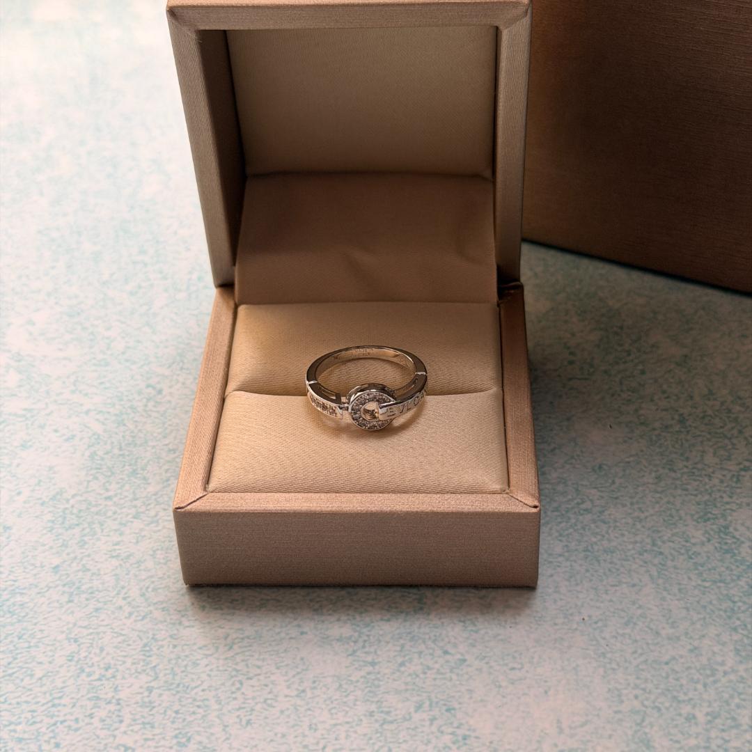 Bvlgari ダイヤモンド付きリング 指輪 54