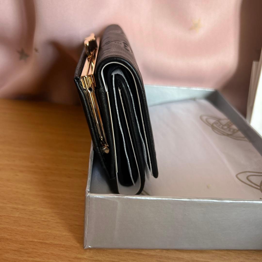 新品未使用品VivienneWestwood三つ折財布
