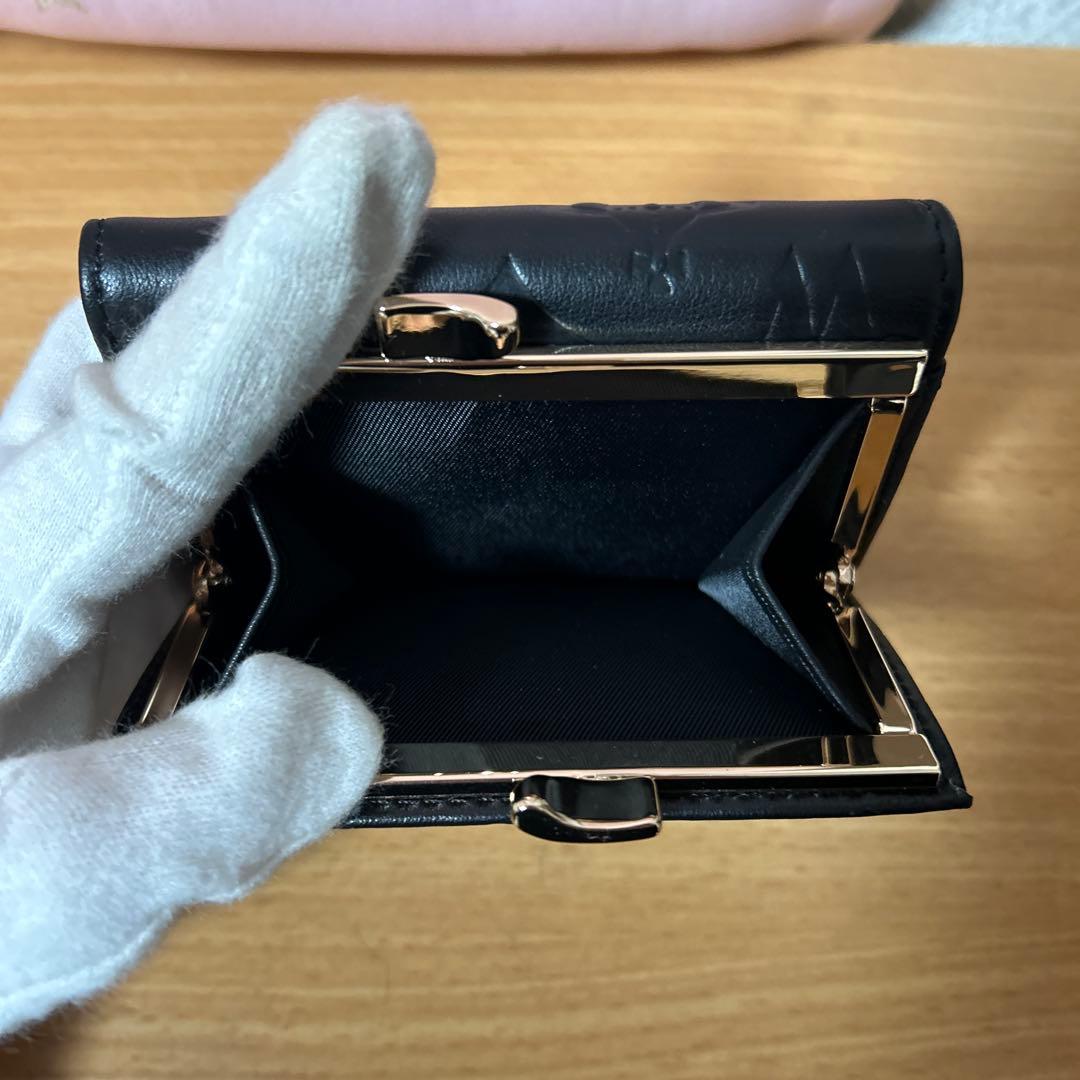 新品未使用品VivienneWestwood三つ折財布