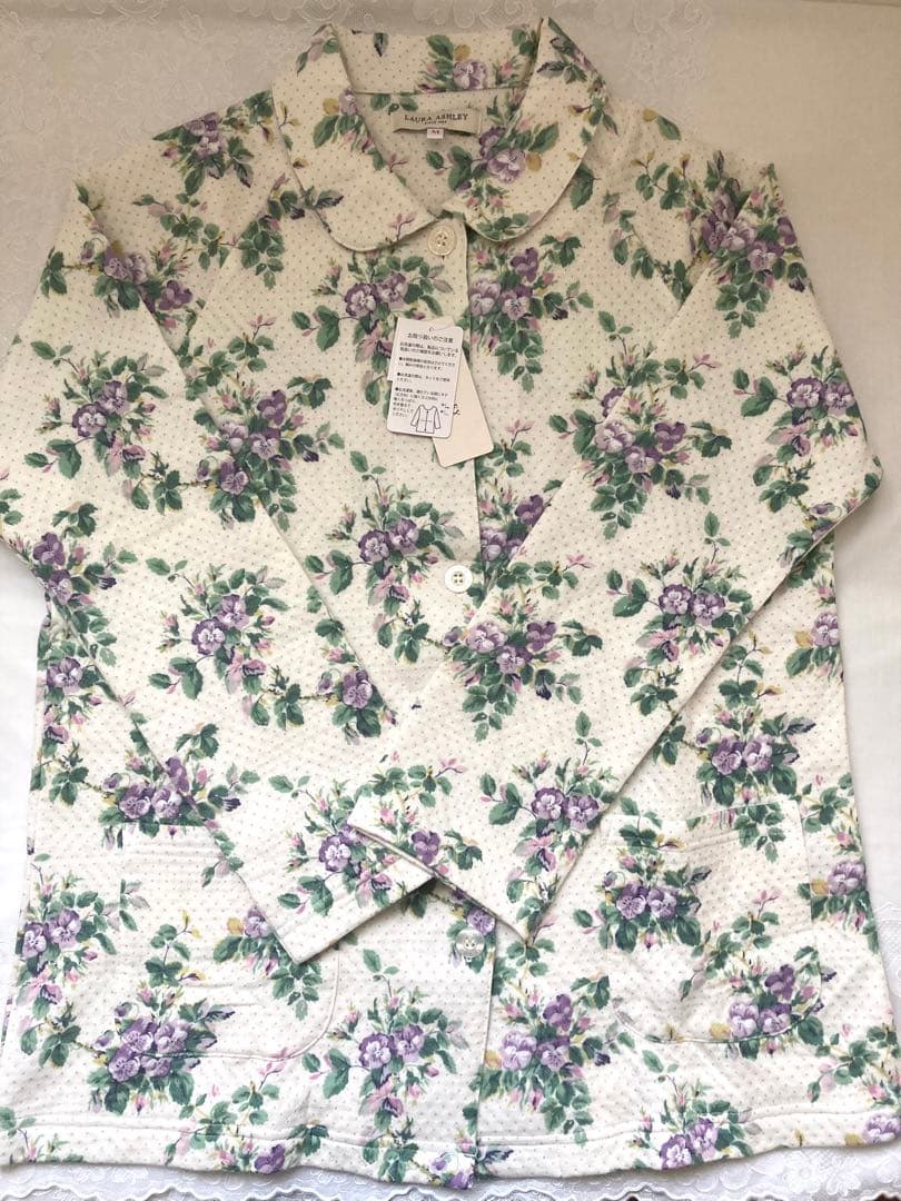専用　LAURA ASHLEY ローラアシュレイ　ナイトウェア
