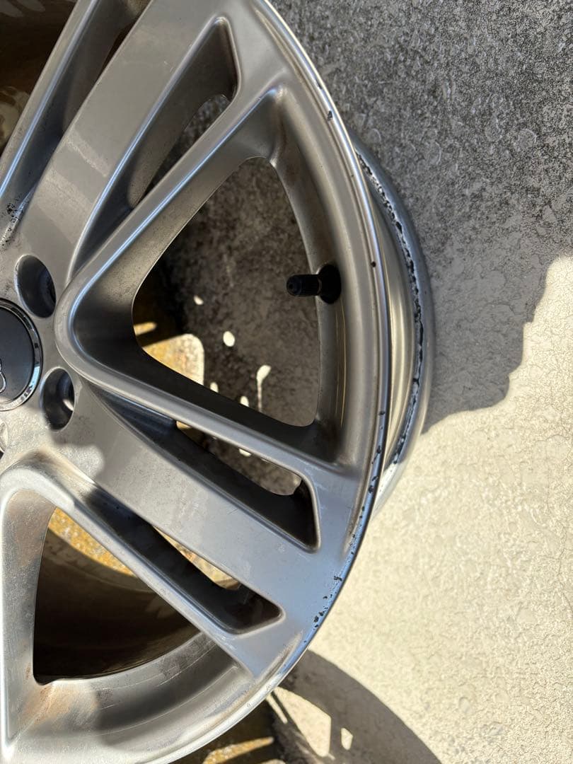 a*o様 Audi 18インチ 5スポークホイール