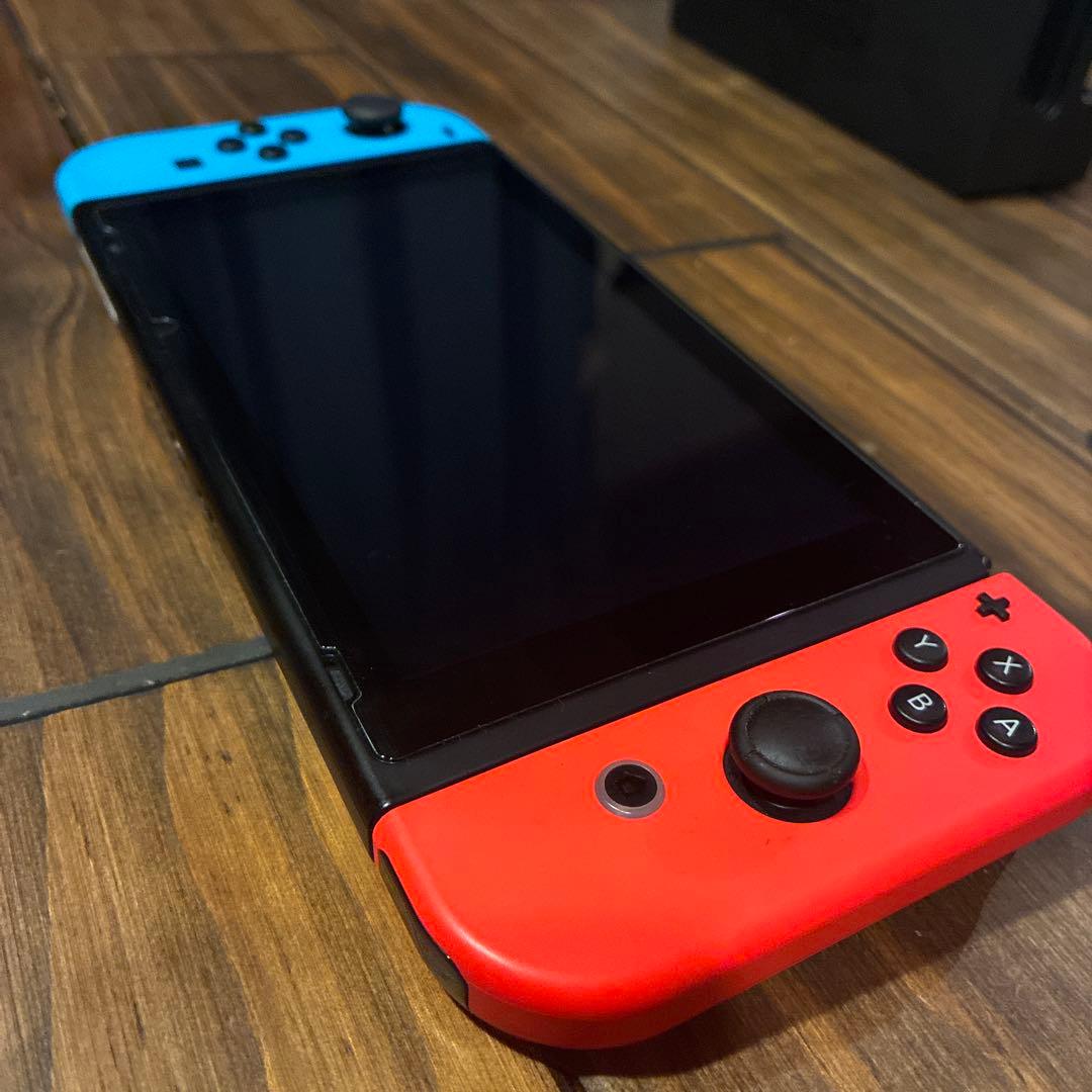 d*7様 Nintendo Switch 本体　256G SDカード　純正保護ケ