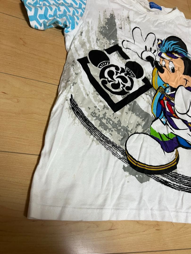 ディズニーミッキー、ミッキーのTシャツ、M、LLサイズ（ディズニーランド）
